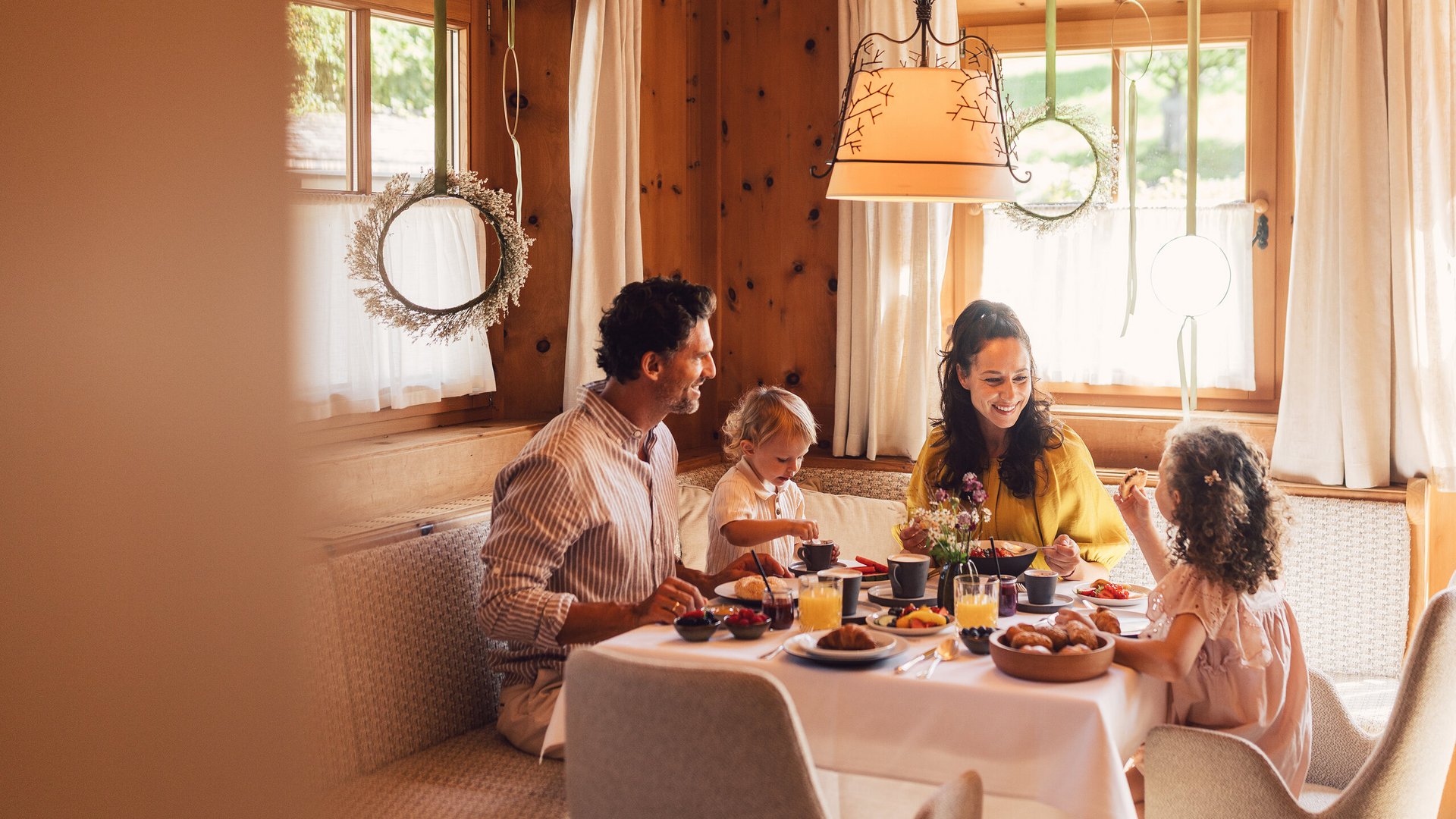 Familienhotel im Alpbachtal: Urlaub mit der Extradosis Spaß Familienhotel im Alpbachtal: Urlaub mit der Extradosis Spaß